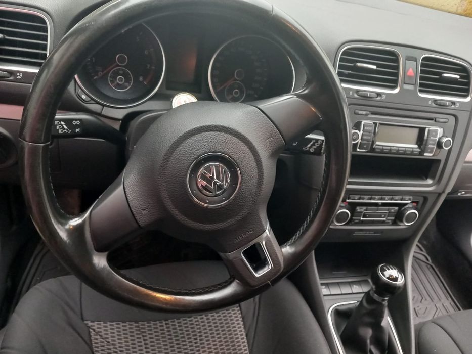 Volkswagen Golf   2009