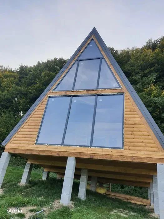 Teren cu 2 cabane A-Frame, ideal investiție