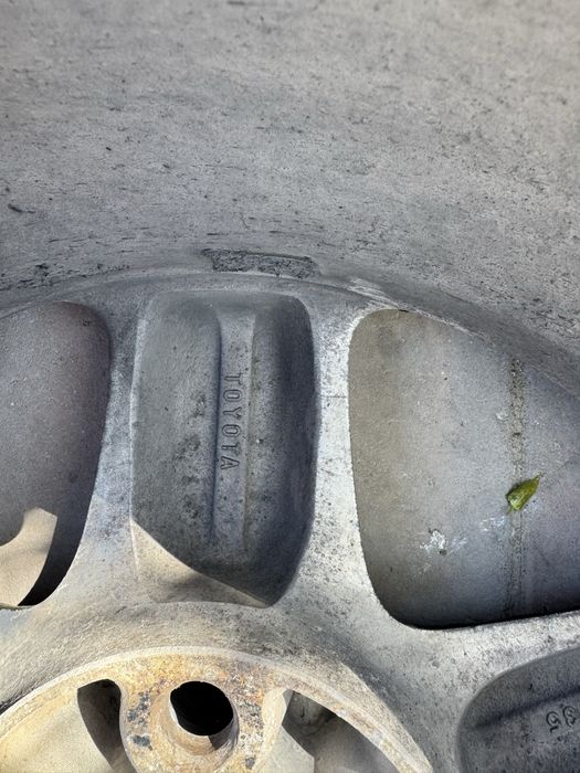 Продам диски Тойота