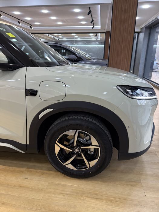 BYD Yuan up Beyond full