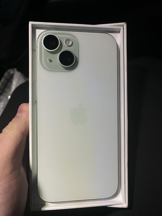 Продам Iphone 15 128 gb