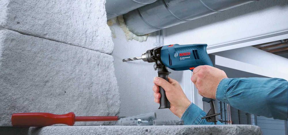 Дрель ударная Bosch GSB 550