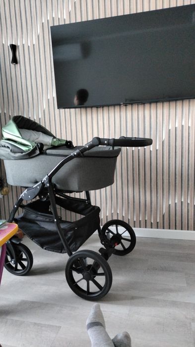 Продам коляску Pitusi Nino