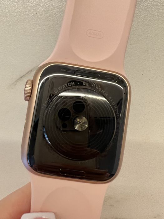 Смарт-часы Apple Watch SE 40mm. ОРИГИНАЛ