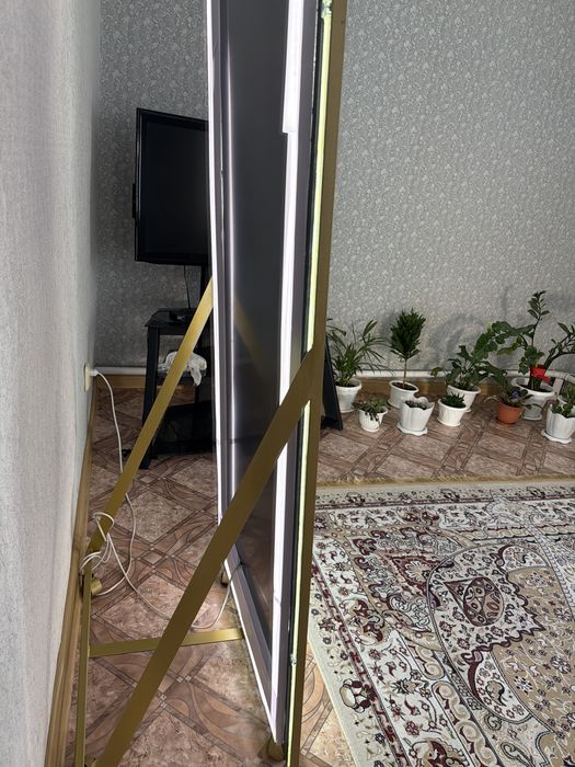 Стояший зеркал 200см