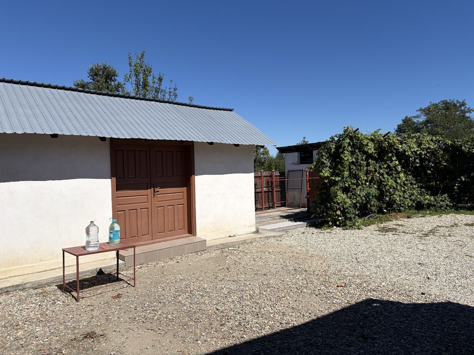 Casa de vanzare Zona Cuca , Arges , sat Cârcești