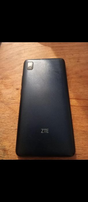 ZTE смартфон телефон сатылады.