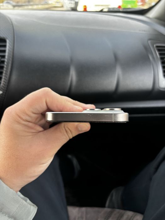 Продаю телефон б/у