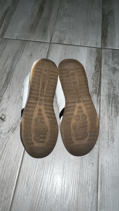 SKECHERS, albi, 32