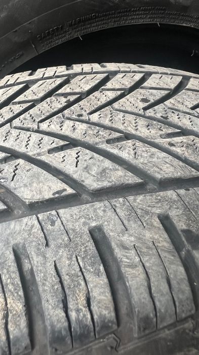 Всесезонни гуми Tourador X All Climate 235/55/19  отлично състояние