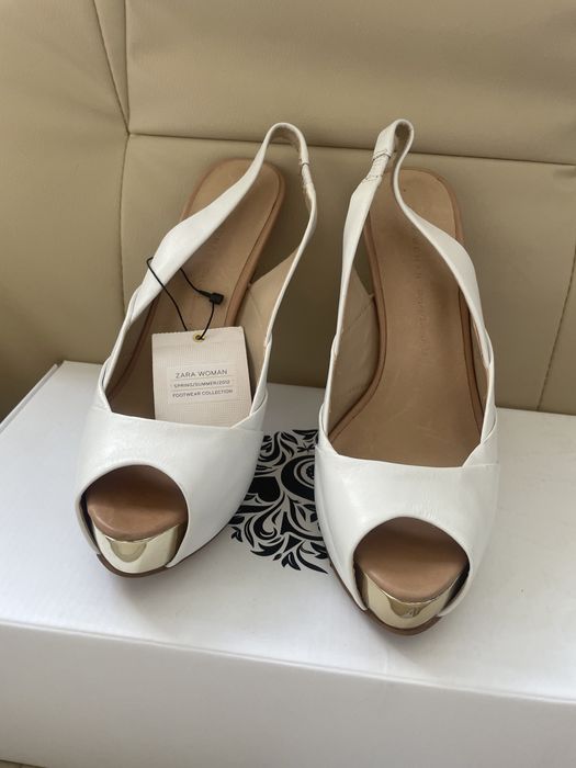Pantofi -sandale noi zara nr 36, alb/ nude ,piele naturala, nu Musette