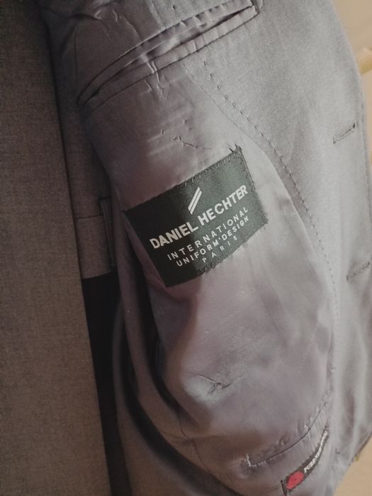 Продам классический костюм