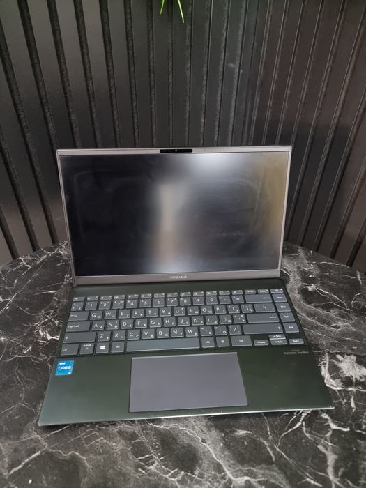Noble Amanet - Asus Zenbook, I3 1115G4, 256GB, 8GB