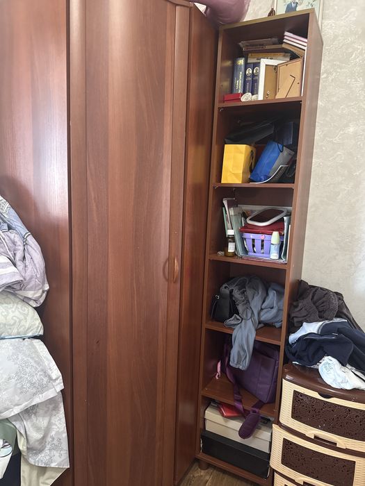 Продам два шкафа