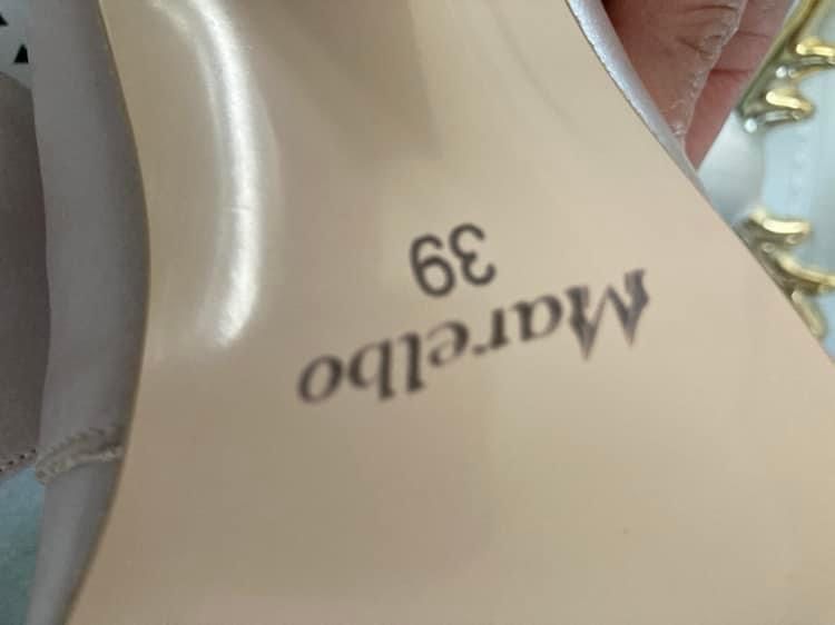 Pantofi piele marimea  39 Marelbo