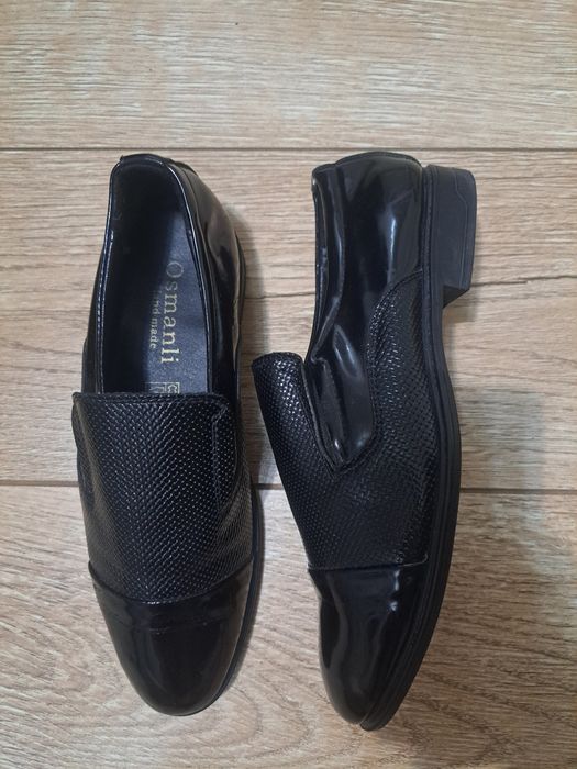 Продам туфли,мокасы