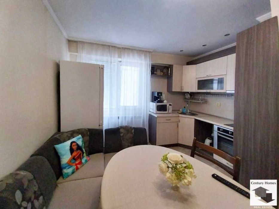Продава се Тристаен апартамент в Велико Търново, Бузлуджа - 77 кв.м за 1234 €/кв.м - Снимка #1