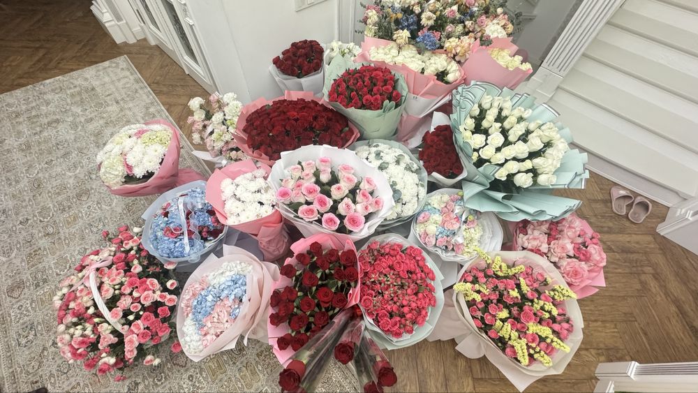 СРОЧНО ПРОДАМ свежие цветы, букеты, корзинки