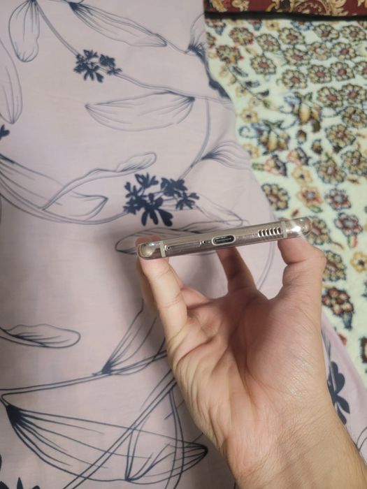 Samsung S21+ 8/256 gb