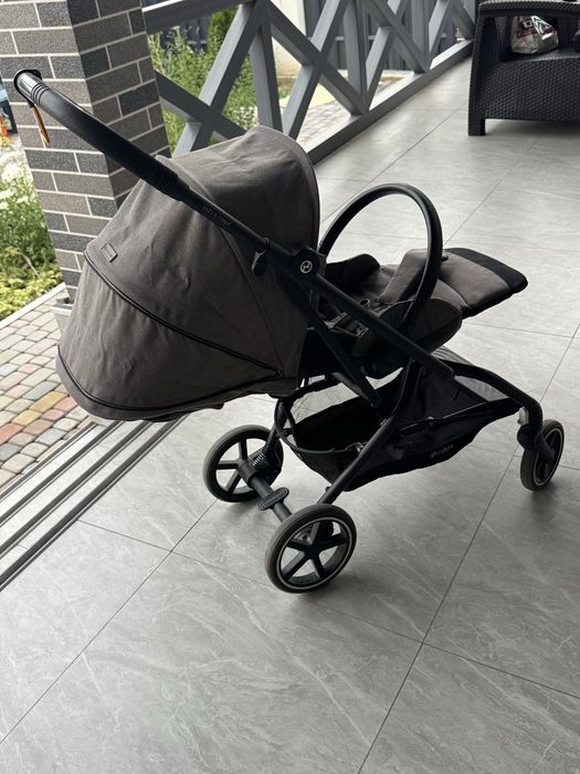 Продам cybex eezy s twist