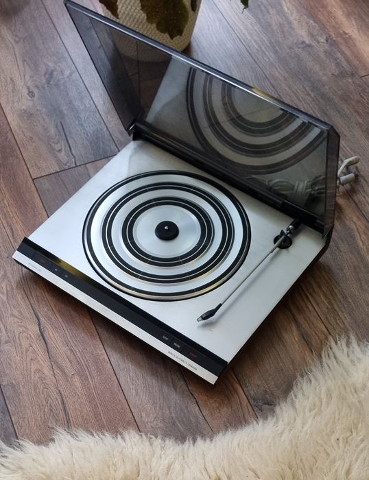 Bang & Olufsen Beogram 2202