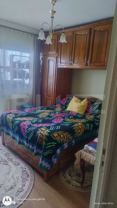 Apartament cu 2 camere, decomandat de vanzare – Zona UM — fotografia 1