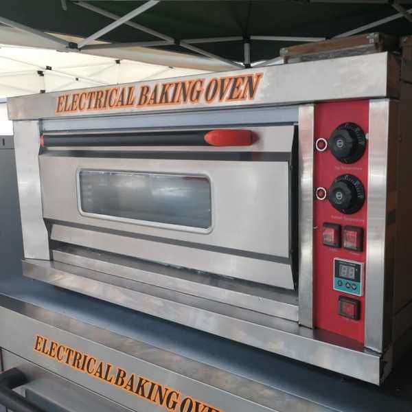 Фурна за пици закуски и готвене професионална чисто нова