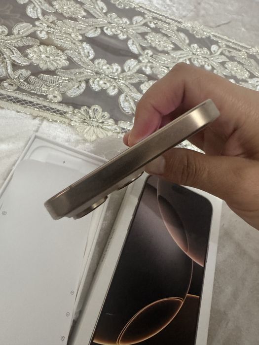iPhone 16 pro max 256gb