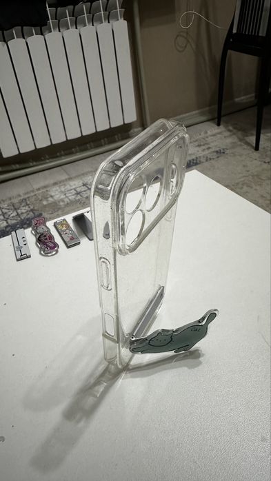 Чехлы на IPHONE 17 PRO