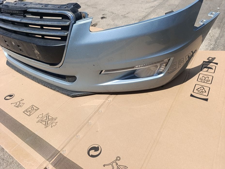 Предна броня Пежо 508 / Peugeot 508
