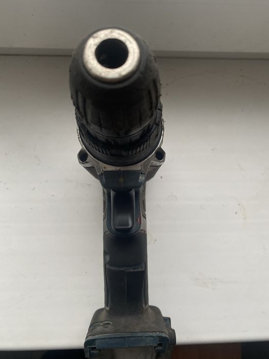 Шуруповерт продам.