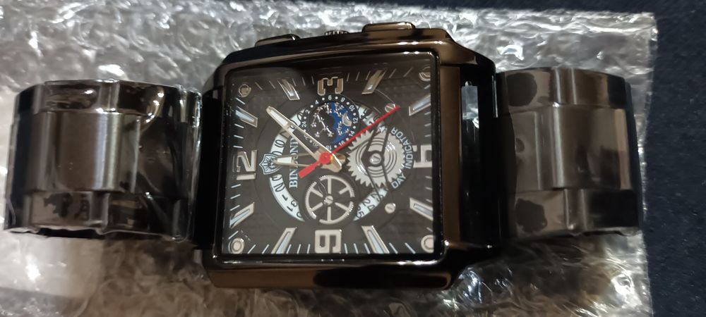 Ceas barbatesc 2023 nou