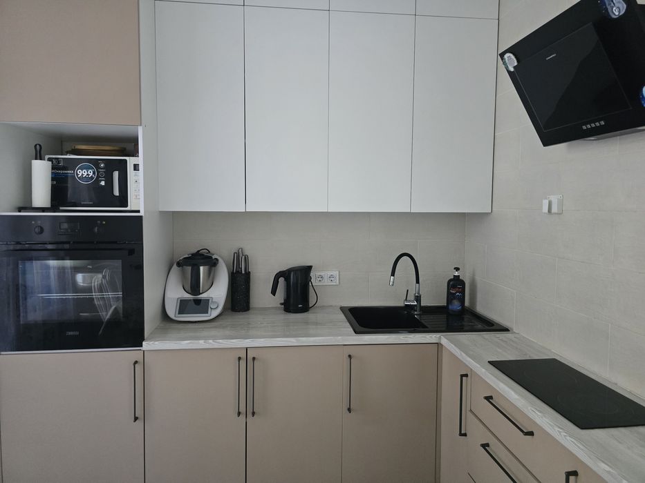 Продам 1.5 комн квартиру