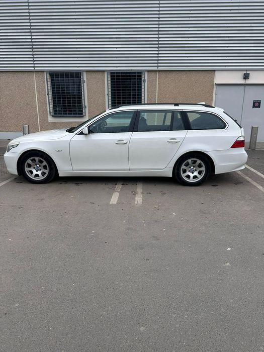 BMW 5 Series 2009 — imagine 4