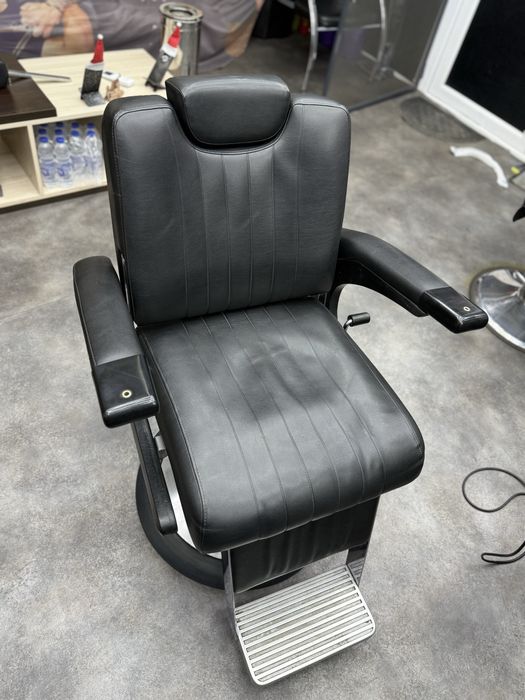 2 бръснарски стола