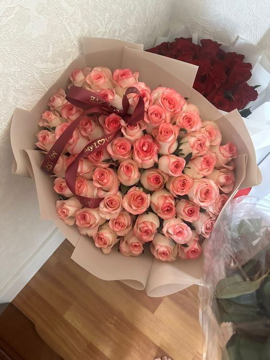 Букеты цветы свежие