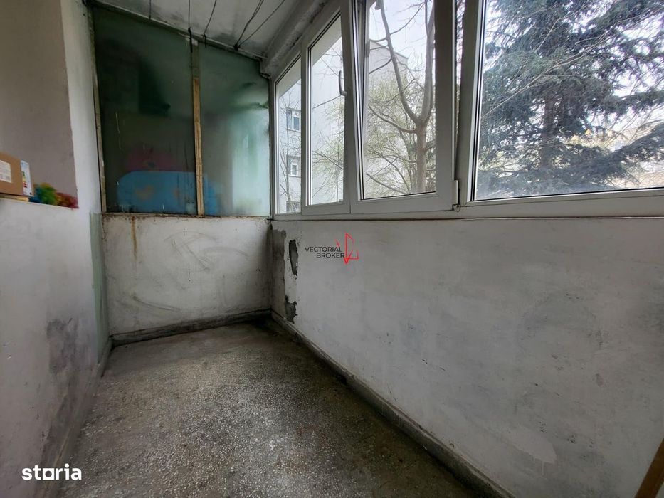 H-4 Camere  Fix Langa Metrou, Scoala Si Parc