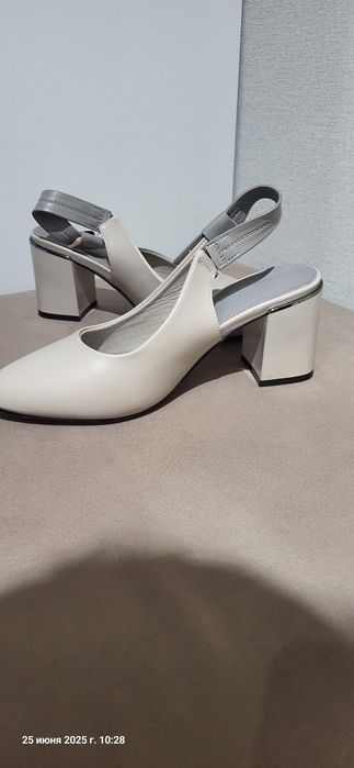 Продам туфли женские