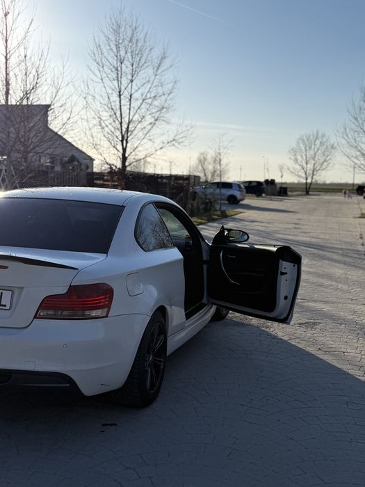 Vand bmw seria 1 123d 2.0d