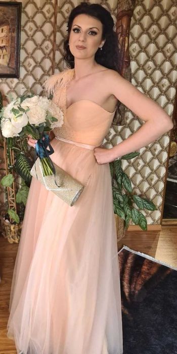 Официални и бални рокли