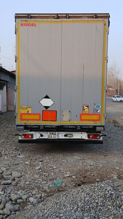 Прицеп KOGEL Мега Сотилади 
Йили: 2017