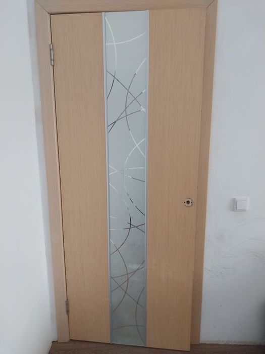 Двери деревяные шпонированные