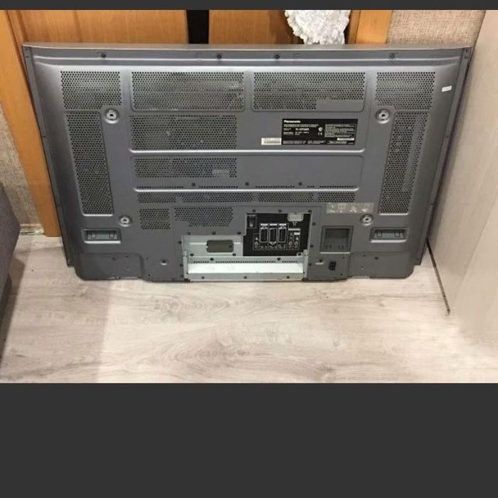Плазменный телевизор Panasonic