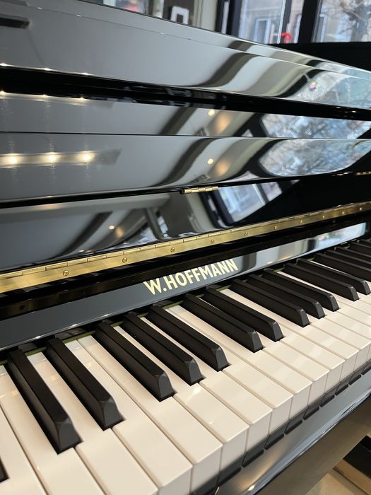 Ново пиано W.HOFFMANN - V120 с 5г. гаранция.