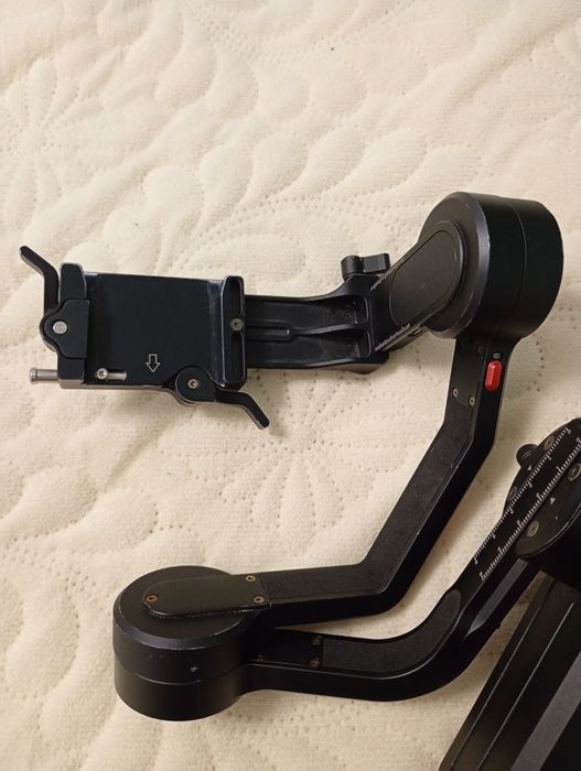 Stabilizator Gimbal Zhyiun Webill S
