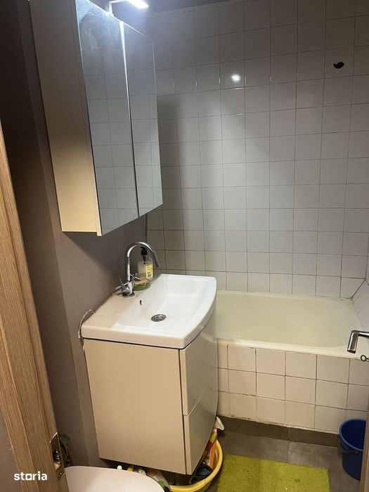 Proprietar inchiriez Familie / Studenti 4 camere Pet Friendly, parcare