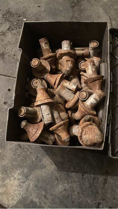 Зубья для дорожной   фрезы б/у