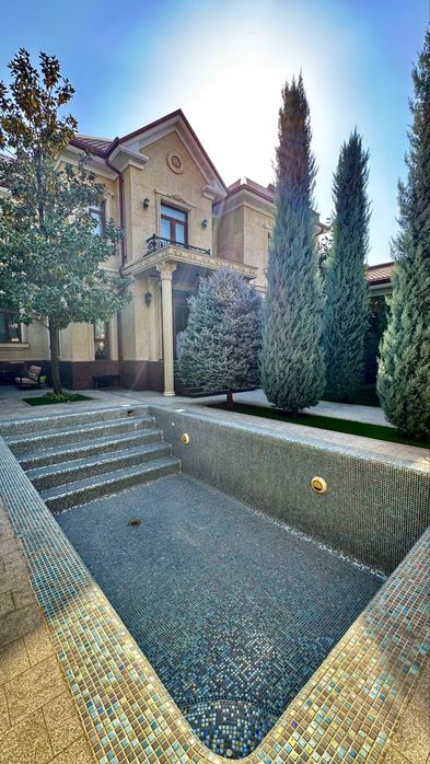 Продается Евро Дом премиюмкласс Никитина 5 сот 3 уровня 7 комнат