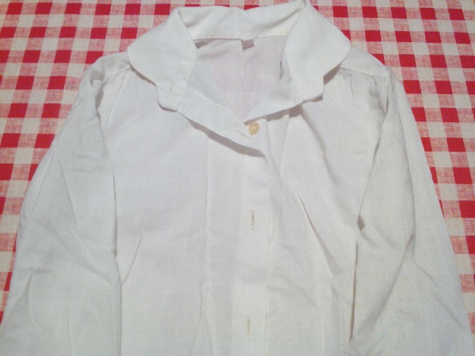 продавам стари детски дрехи