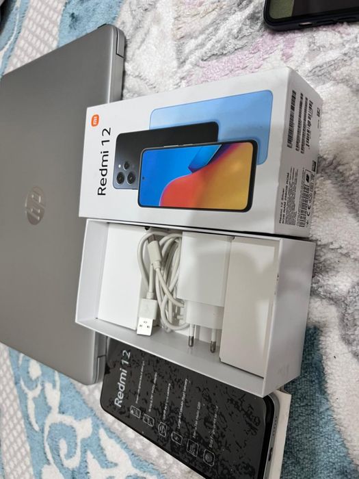 Продам редми 12 256гб